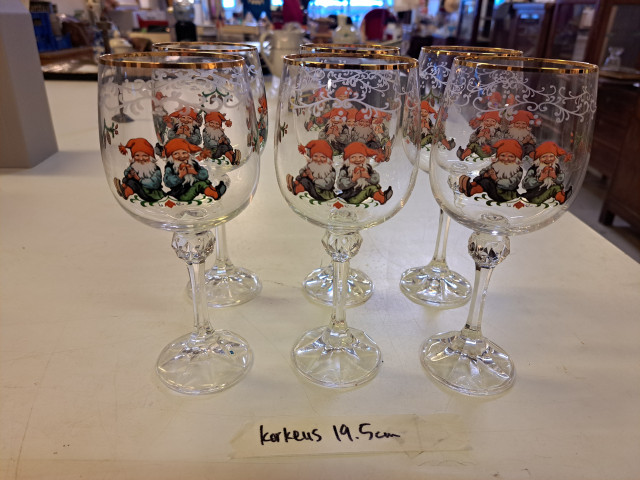 Tonttu viinilasit 6 kpl