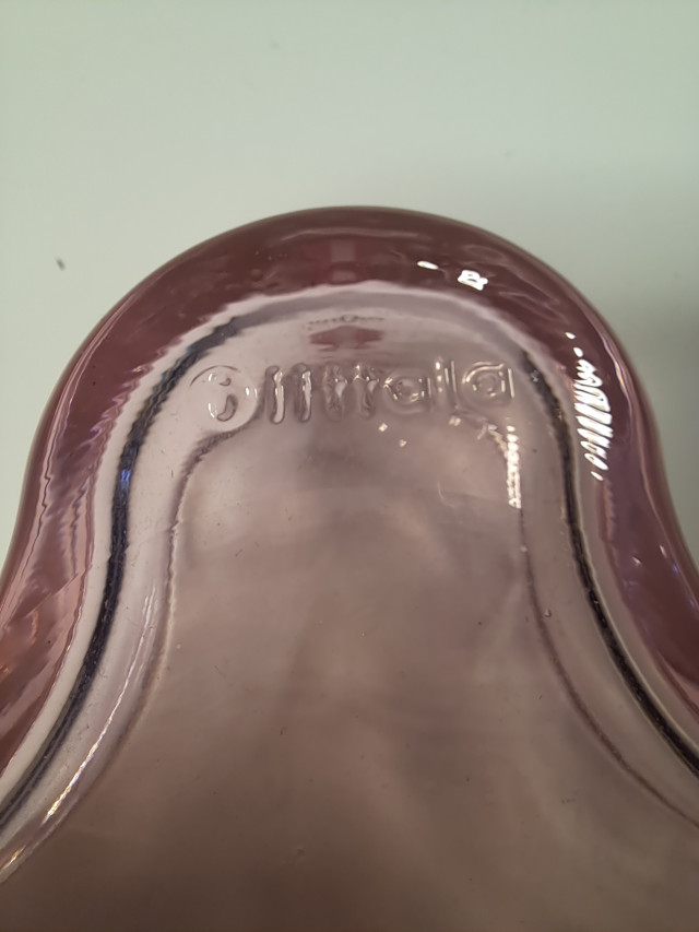 Iittalan vaalenpunainen tuikkukippo Alvar Aalto