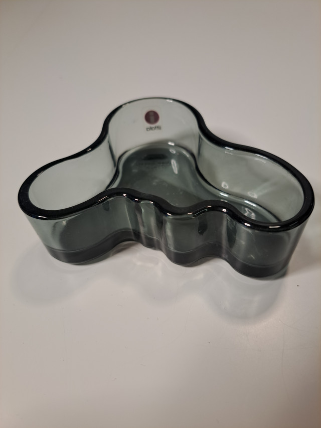 Iittalan harmaa tuikkukippo Alvar Aalto