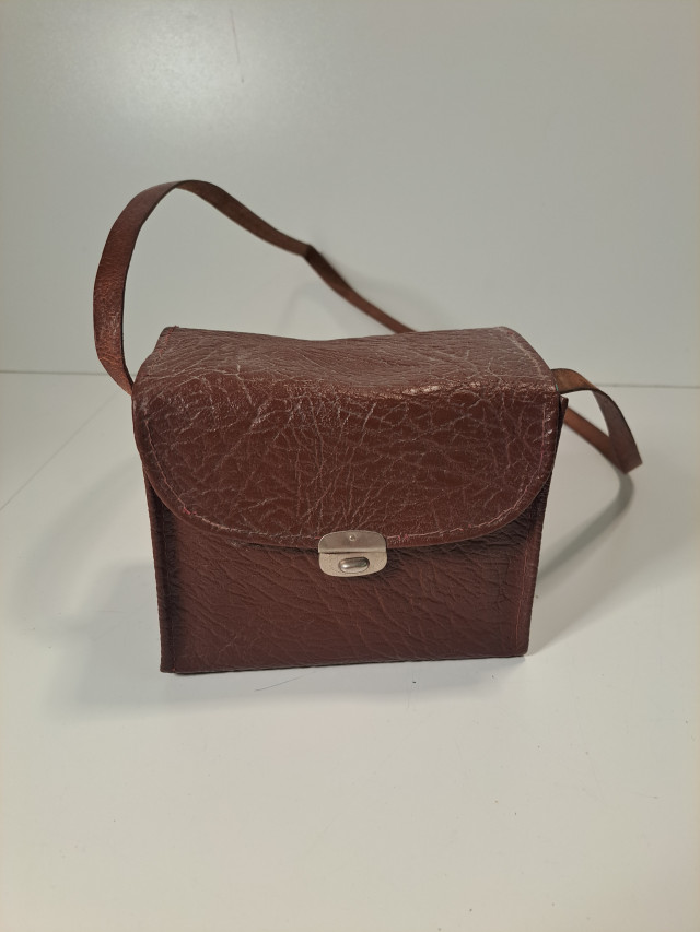 Antiikkikamera+ laukku