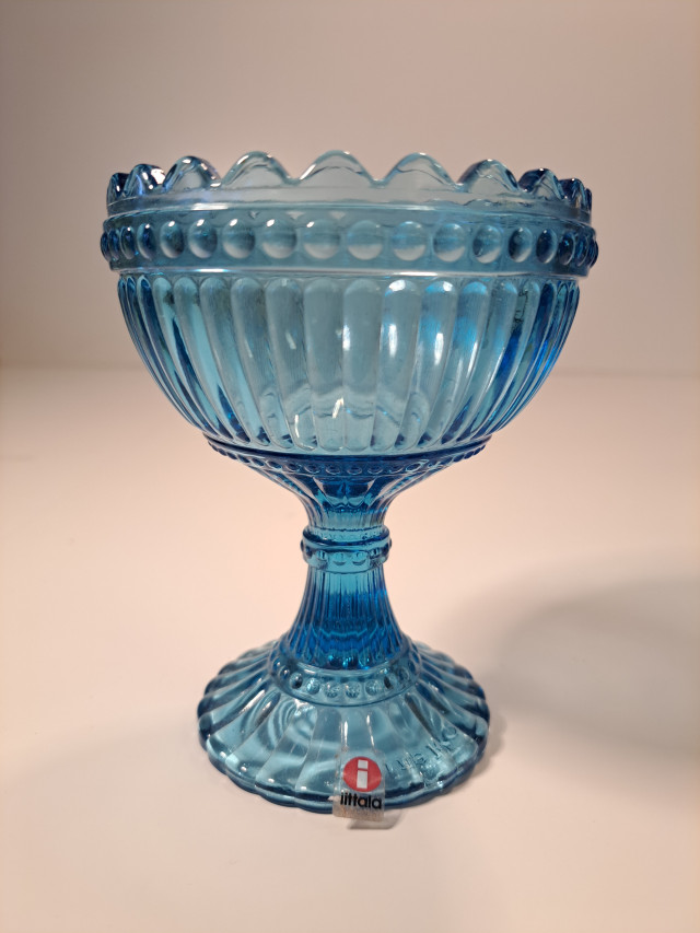 Sininen Iittalan Mariskooli