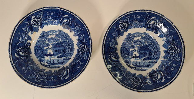 Arabian syvät lautaset 2 kpl