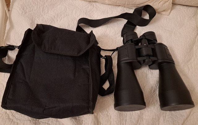 Kiikarit linssinsuojuksilla+suojalaukku