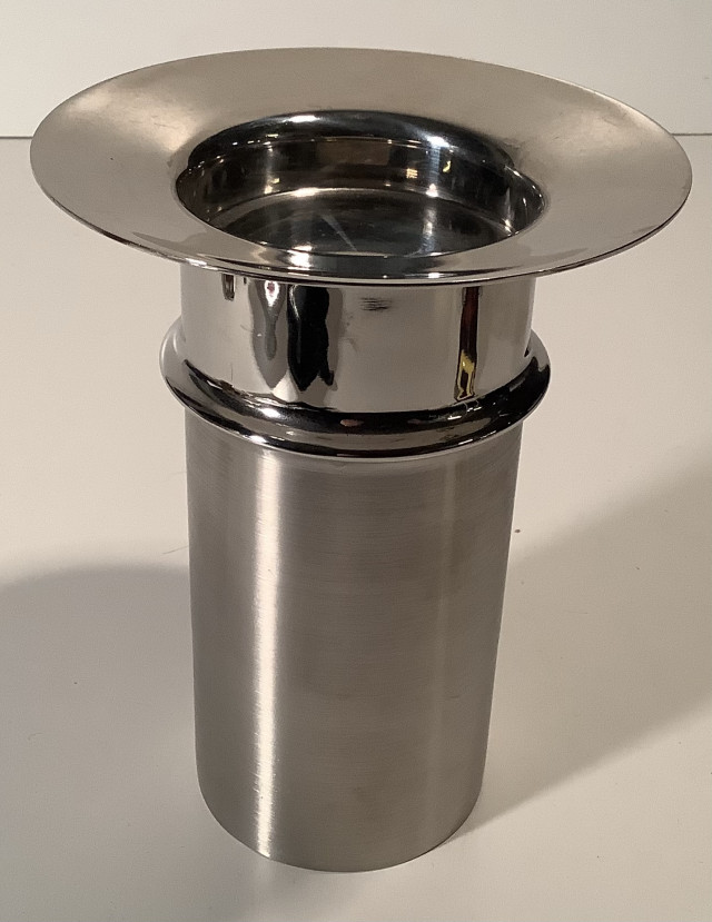 Jaloteräs kynttilänjalka (Tapio Wirkkala)