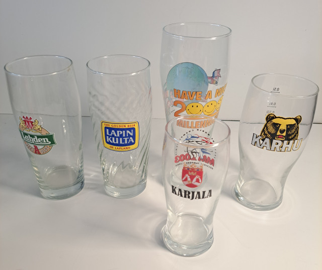 Oluttuoppeja 5kpl (Lapin Kulta, Karjala, Karhu ym.)