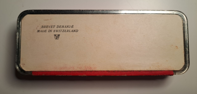 Naisten rannekello vanha