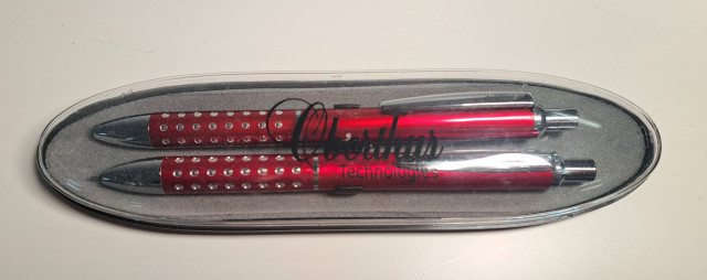 Kynät lahjarasiassa