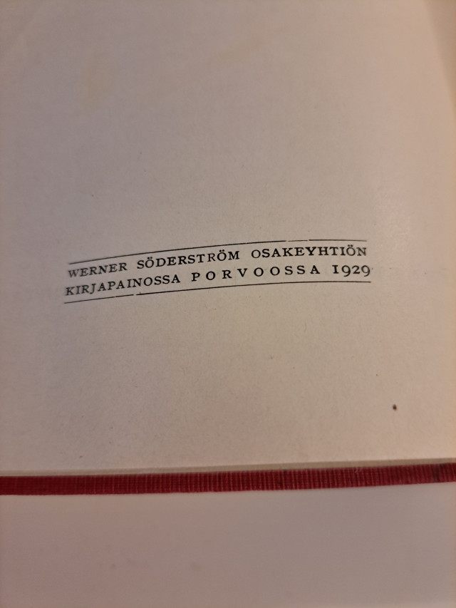 Kaksi kirjaa Zacharias Topelius