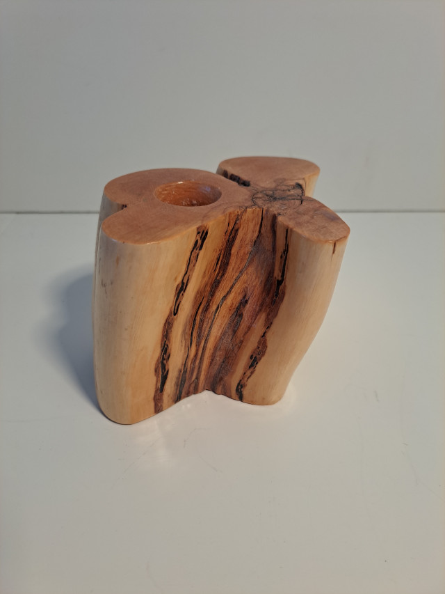 Kynttilänjalka puuta