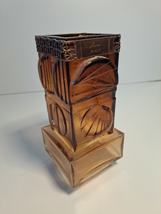 Sarpanevan maljakko Kumela, signeerauksella