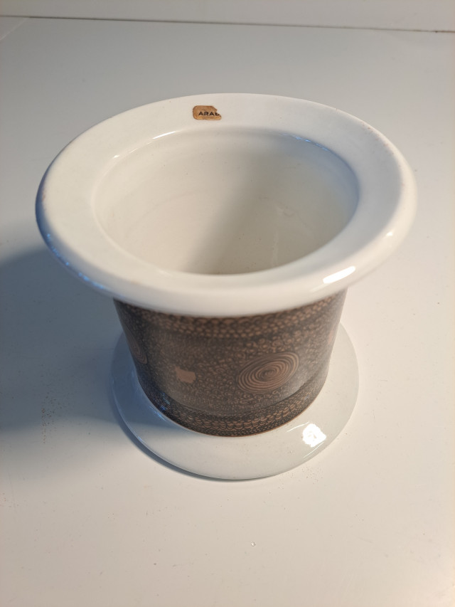 Arabian Moreeni maljakko, Esteri Tomula