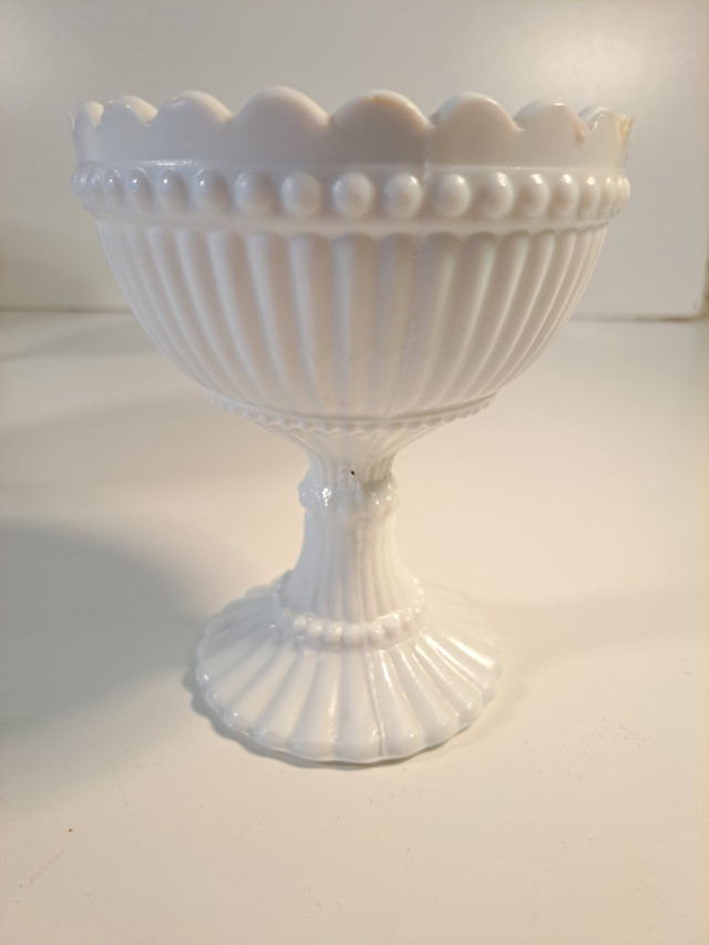 Valkoinen Mariskooli