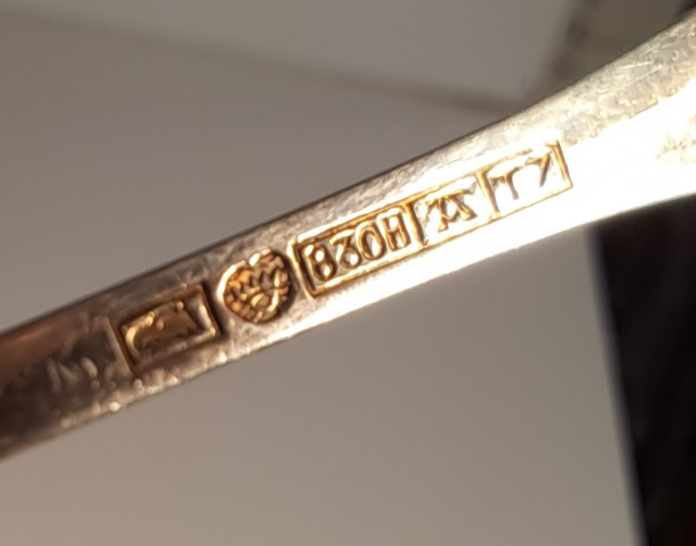 Hopeaiset Auran ruusu-mehulusikat