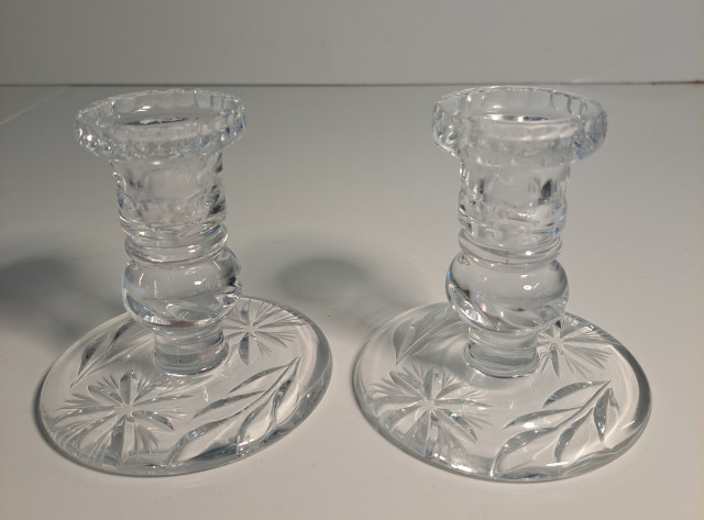 Lasiset kynttilänjalat