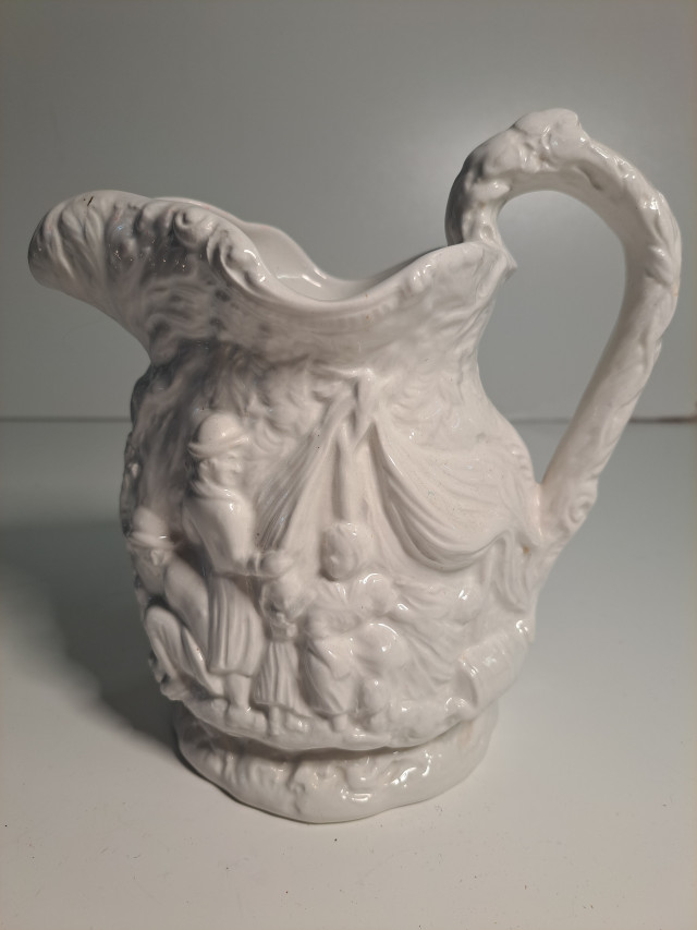 Koristeellinen kannu