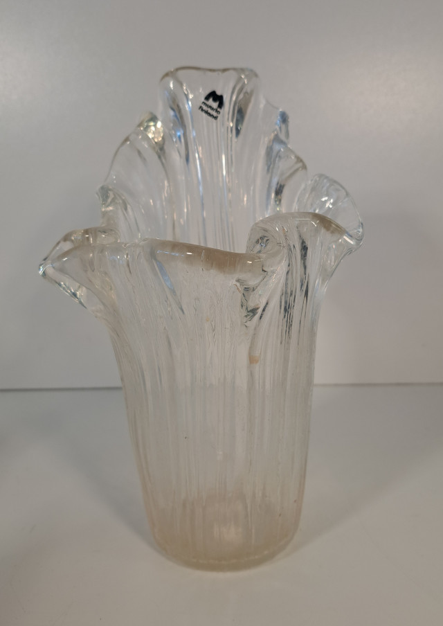 Muurlan lasimaljakko