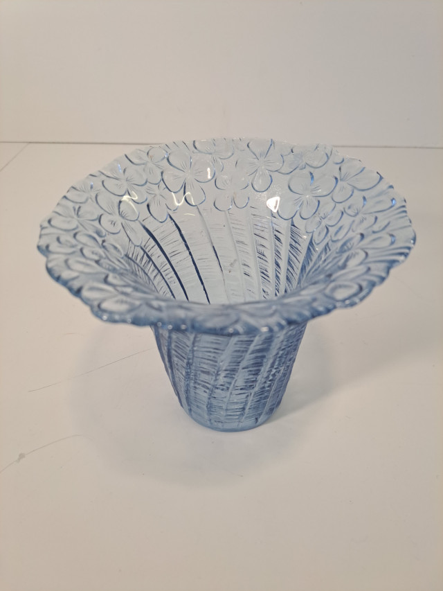 Orvokki-maljakko, Helena Tynell Riihimäen lasi