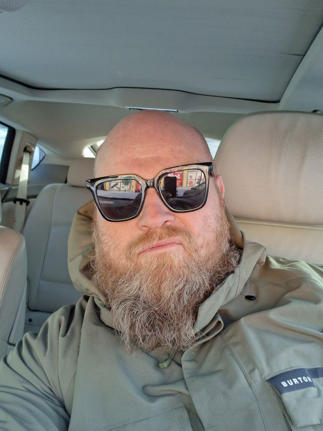 Remu Aaltosen Aurinkolasit