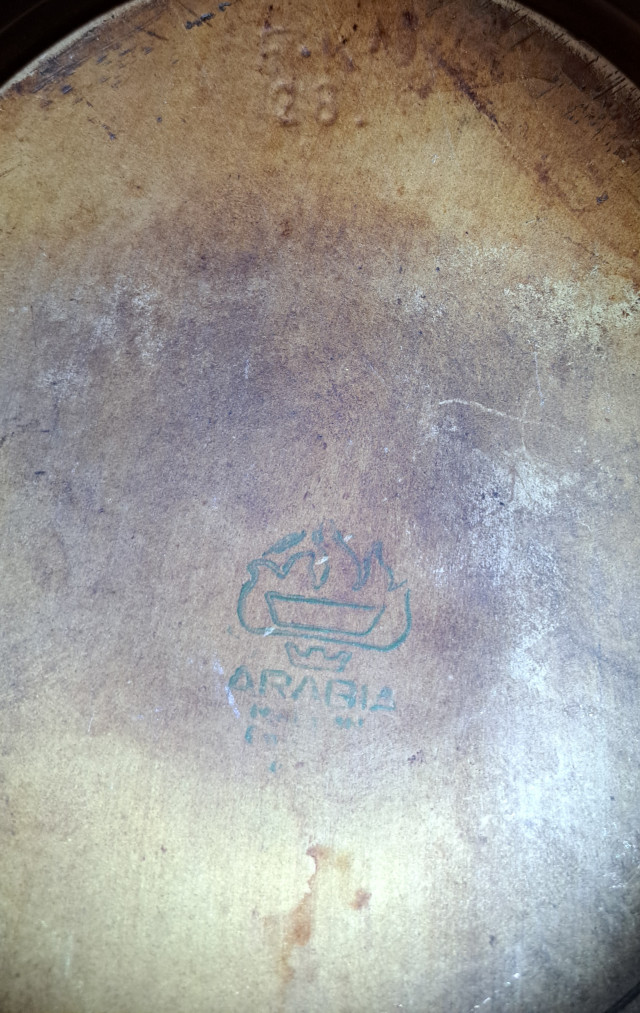 Arabian Liekki paistovuoka, kestävää kivitavaraa