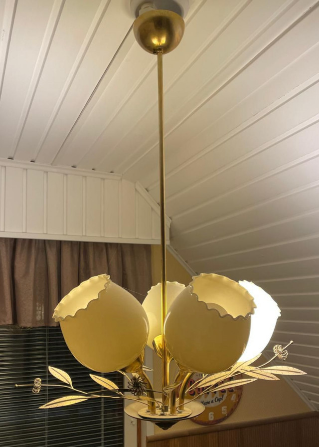 Itsu Valaisin 1950 luku virheetön