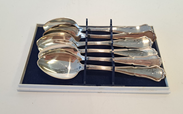 6kpl Hopealusikat 830