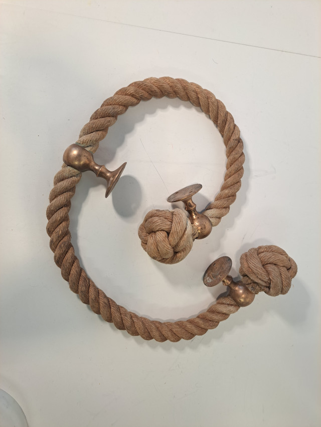 Laivaköysi messinkiheloilla