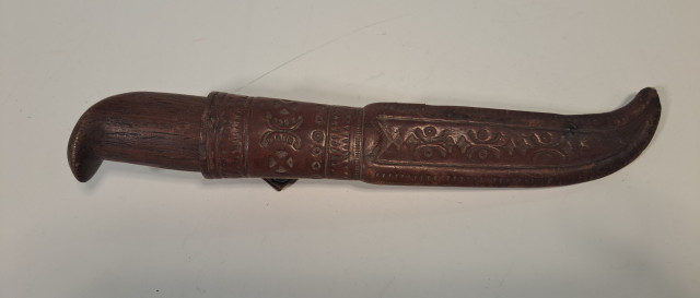 Vanha puukko+nahkatuppi