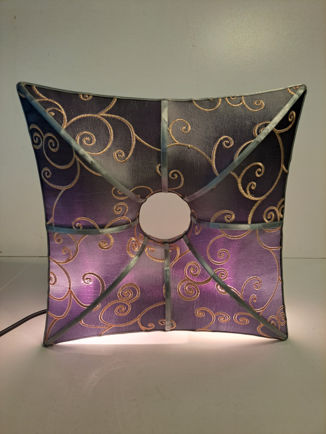 Pöytävalaisin silkkiä