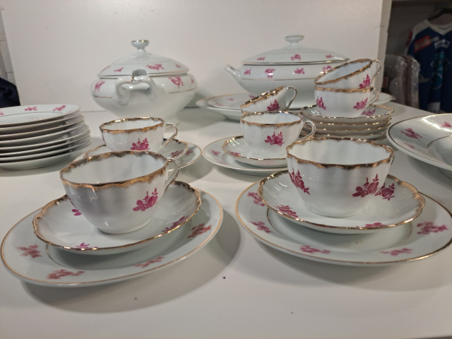 Iso Arabian astiasto