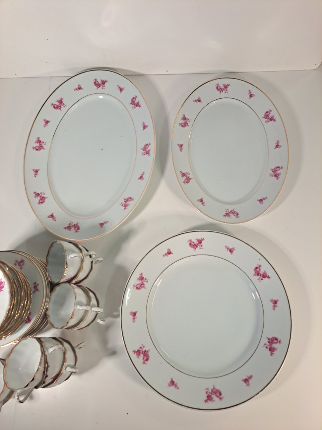 Iso Arabian astiasto