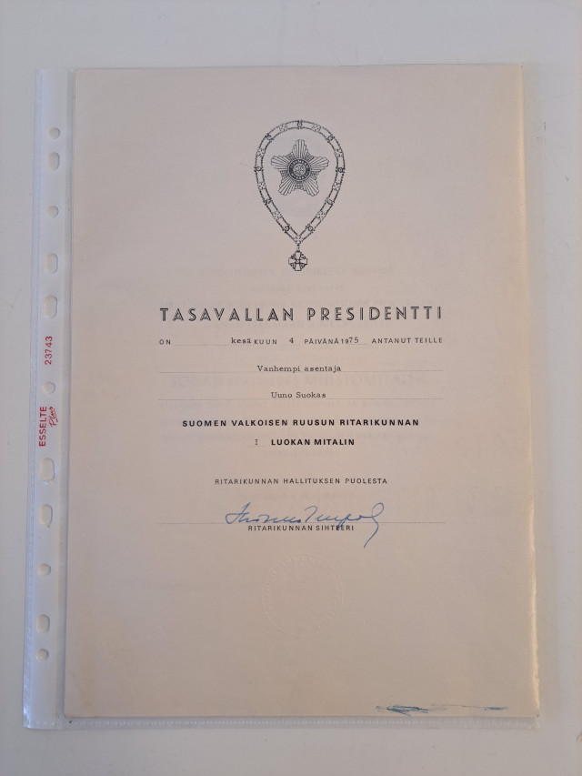 Tasavallan Presidentin myöntämät tunnustuskirjat vuosilta 1957 ja 1975