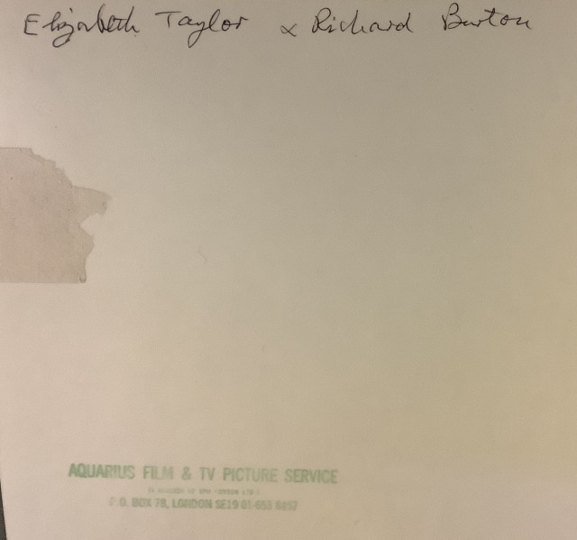 Mv valokuva 15x20 cm Elisabeth Taylor & Richard Burton