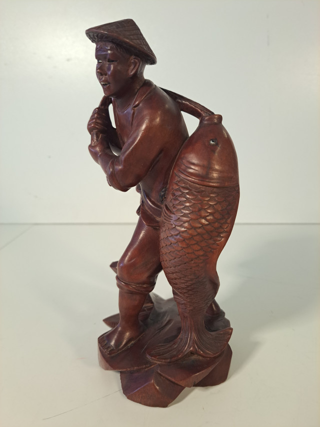 Puinen mies ja Karppi