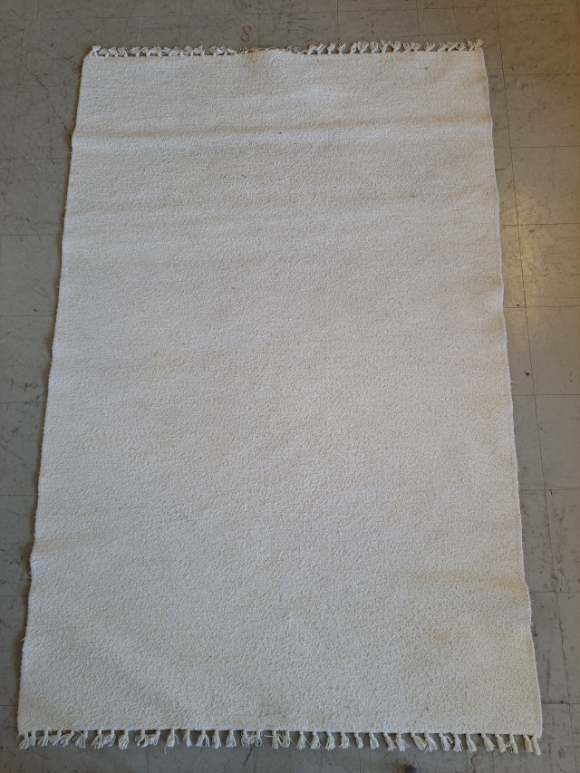 Vaalea räsymatto 125x196