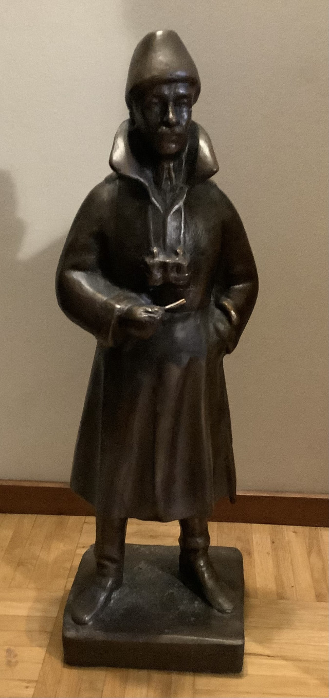 Pronssinen Mannerheim patsas