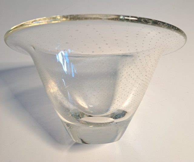 Gunnel Nyman taidelasikulho