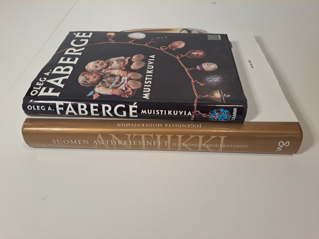 Suomen antiikkiesineet ja Faberge- kirjat