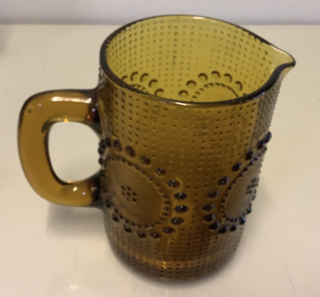 Riihimäen lasin Grapponia-kaadin (Nanny Still)