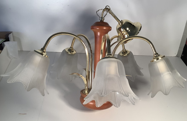 Kattovalaisin, 5 lamppua