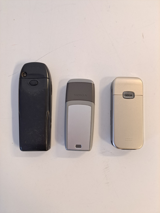 Nokian puhelimia 3kpl