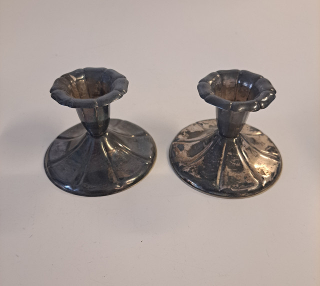 Hopeiset kynttilänjalat 815