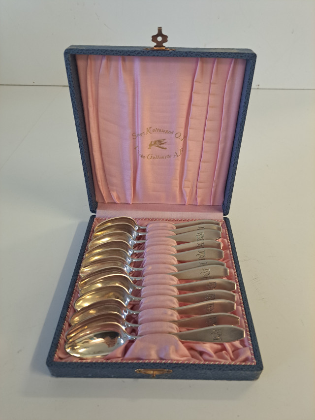 Hopeiset kahvilusikat 12kpl