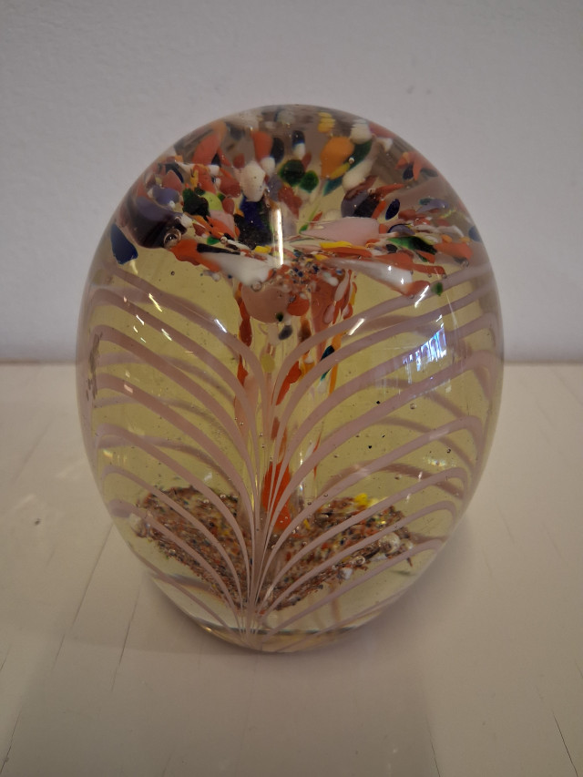 Viialan lasin paperipaino