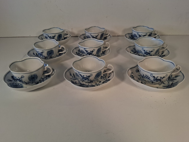 Maissen keramiikka kahviastiasto