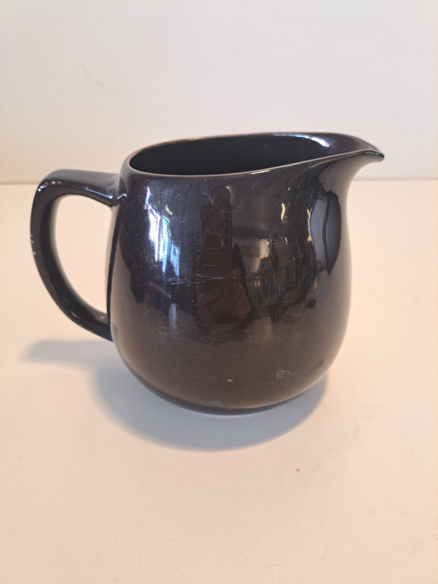 Arabian maitokannu, Kaj Franck