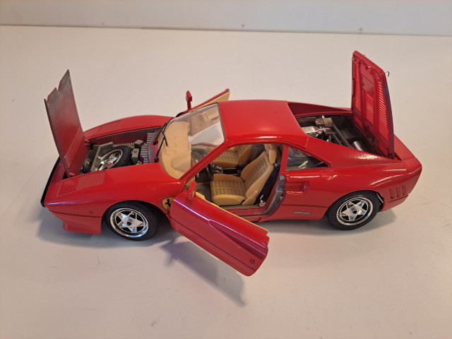 Ferrari pienoismalli