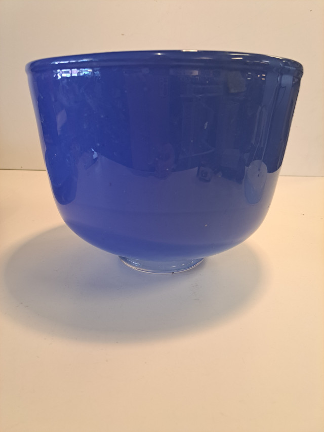 Nuutajärvi Baltica lasimalja, Heikki Orvola