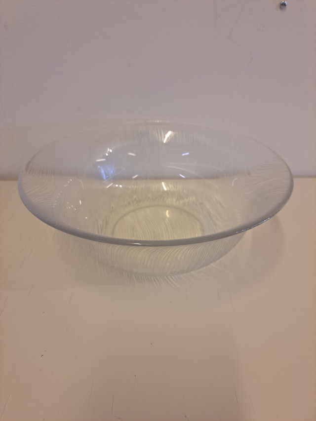 Iittalan Maininki kulho, Jorma Vennola