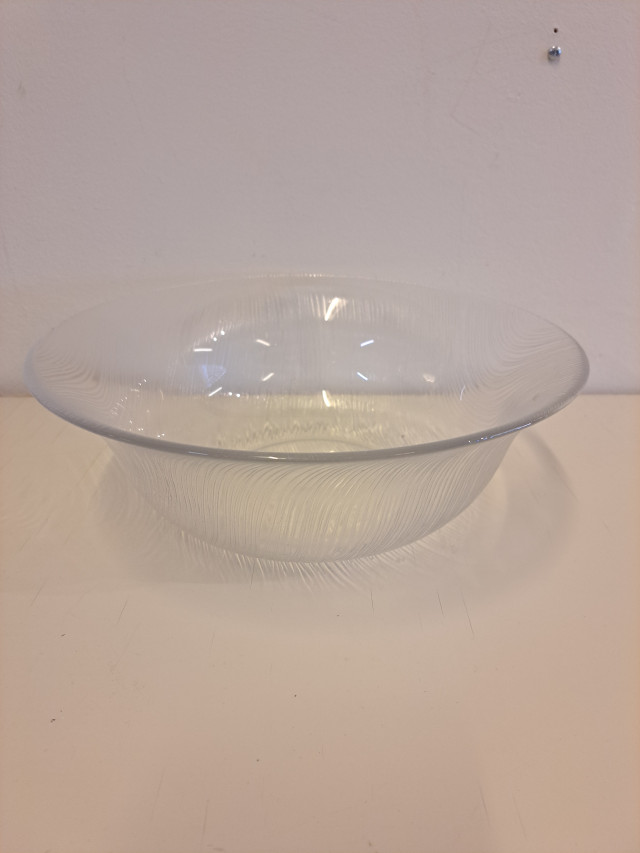 Iittalan Maininki kulho, Jorma Vennola