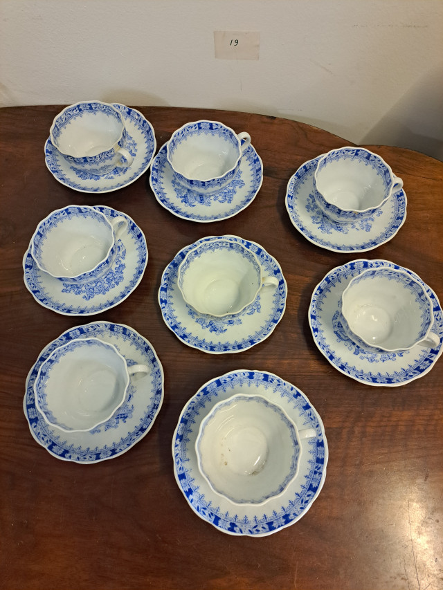 Arabian kahvikupit 8kpl +asetit 11kpl